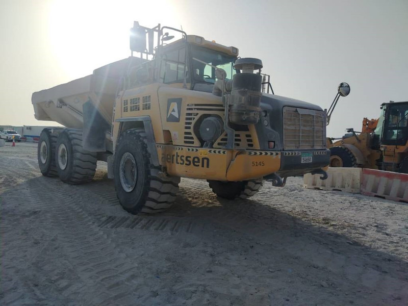 Komatsu HM400-3R (4 pieces available in Abu Dhabi) - Šarnyrinis savivartis: foto 3 Komatsu HM400-3R (4 pieces available in Abu Dhabi) - Šarnyrinis savivartis: foto 3