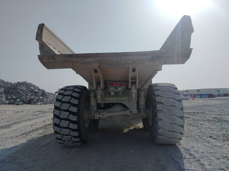 Komatsu HM400-3R (4 pieces available in Abu Dhabi) - Šarnyrinis savivartis: foto 5 Komatsu HM400-3R (4 pieces available in Abu Dhabi) - Šarnyrinis savivartis: foto 5