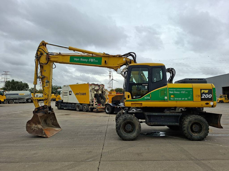 Komatsu PW 200-7H - Ratinis ekskavatorius: foto 1 Komatsu PW 200-7H - Ratinis ekskavatorius: foto 1