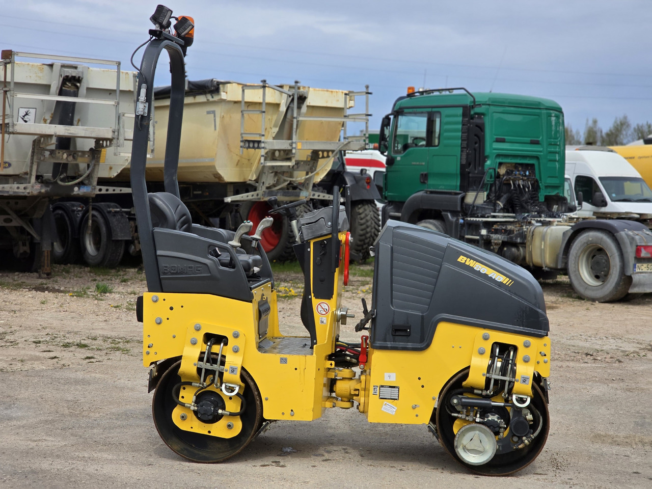 BOMAG BW80-AD5 - Mini volas: foto 2 BOMAG BW80-AD5 - Mini volas: foto 2
