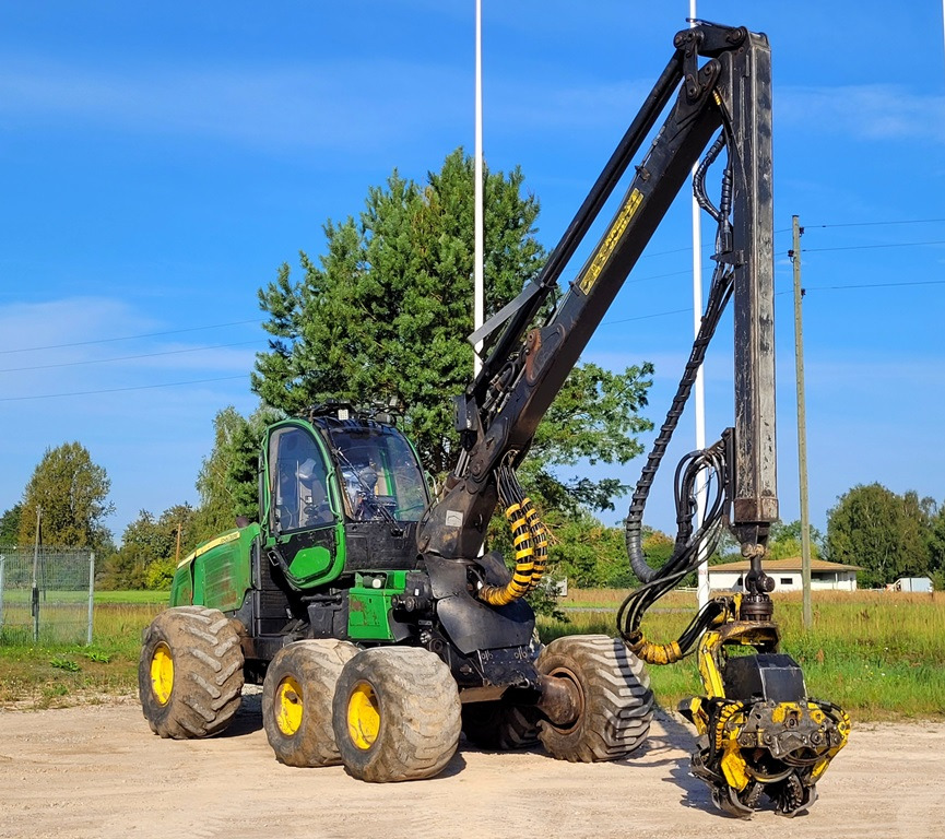 JOHN DEERE 1070 E - Harvesteris: foto 3 JOHN DEERE 1070 E - Harvesteris: foto 3