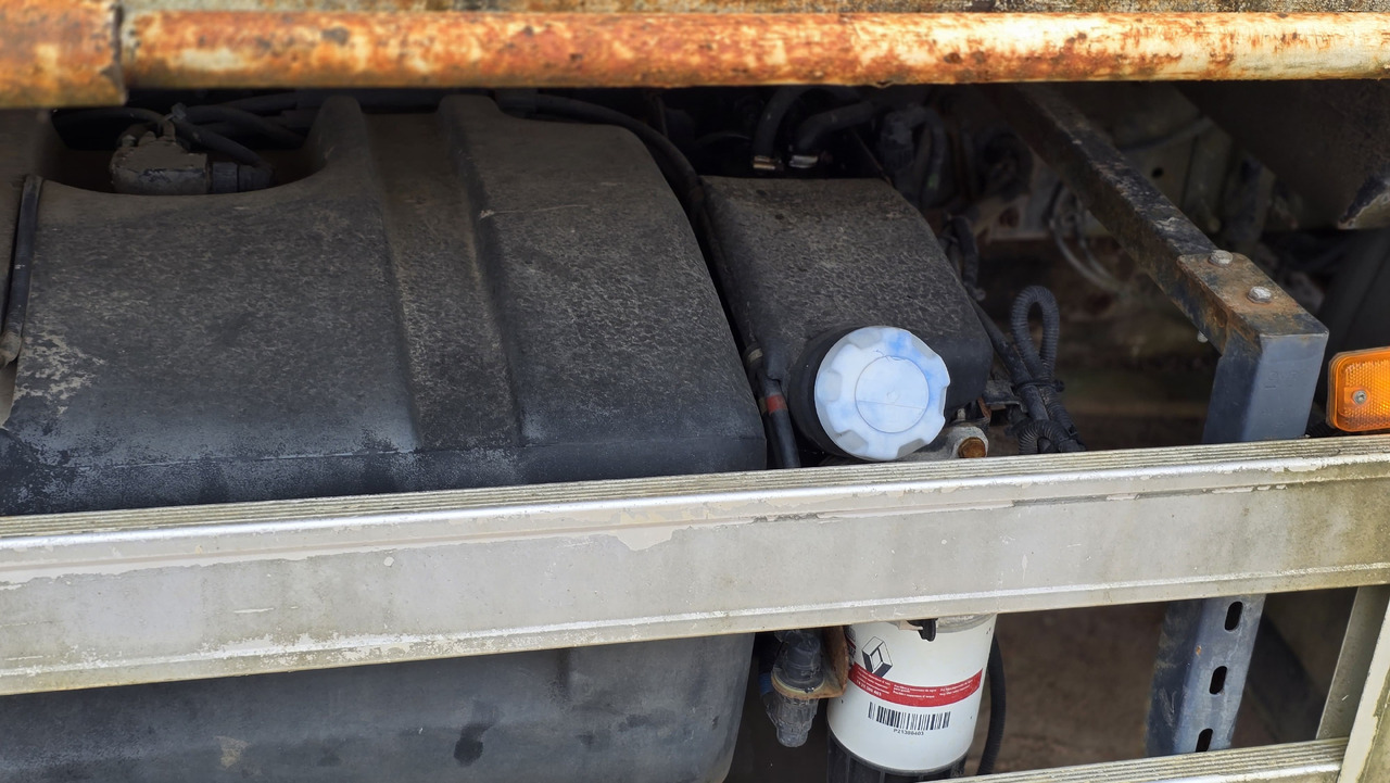Savivartis sunkvežimis RENAULT Midlum 190DX winch. Original mileage 46'000km.: foto 18