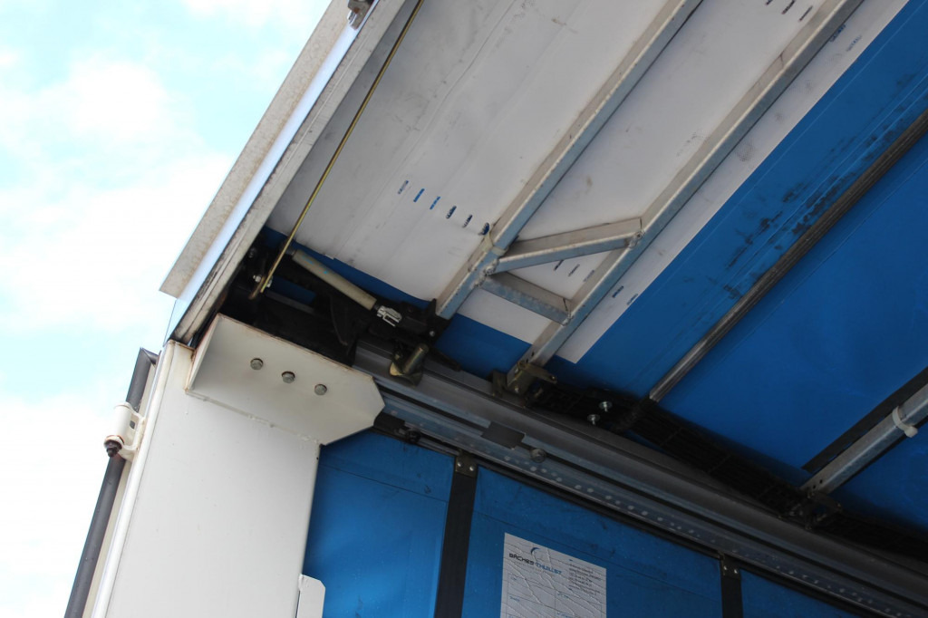 Fruehauf Fruehauf 2-Achser SAF Edscha Alu Bordwände - Tentinė priekaba: foto 2 Fruehauf Fruehauf 2-Achser SAF Edscha Alu Bordwände - Tentinė priekaba: foto 2