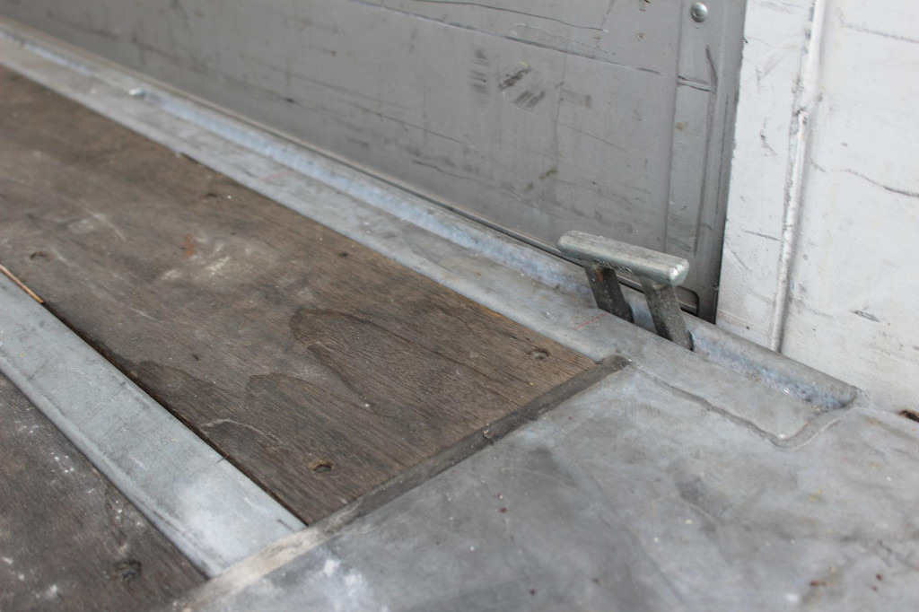 Fruehauf Fruehauf 2-Achser SAF Edscha Alu Bordwände - Tentinė priekaba: foto 3 Fruehauf Fruehauf 2-Achser SAF Edscha Alu Bordwände - Tentinė priekaba: foto 3