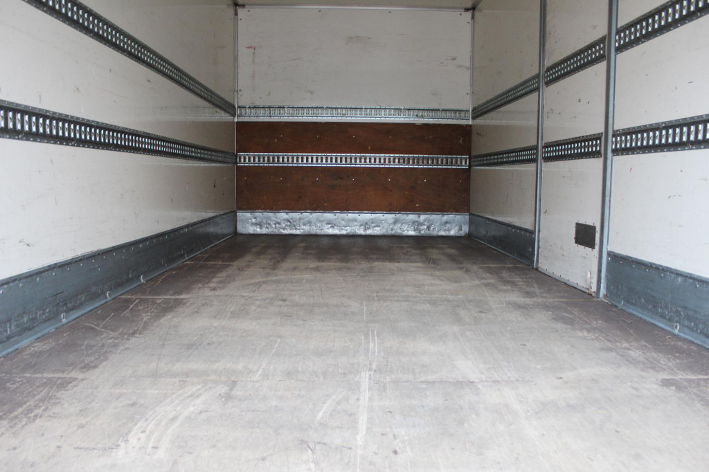 Mercedes-Benz Atego 916 Koffer LDW LBW NUR 98.597 km - Komercinis automobilis: foto 4 Mercedes-Benz Atego 916 Koffer LDW LBW NUR 98.597 km - Komercinis automobilis: foto 4