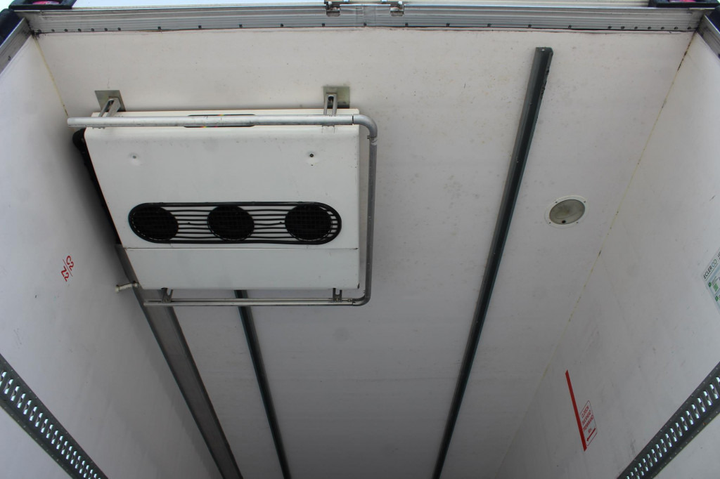 Lamberet TK SLXe Spectrum 2,65h Bi-Multi-Temp. TW FRC25 - Refrižeratorius puspriekabė: foto 3 Lamberet TK SLXe Spectrum 2,65h Bi-Multi-Temp. TW FRC25 - Refrižeratorius puspriekabė: foto 3