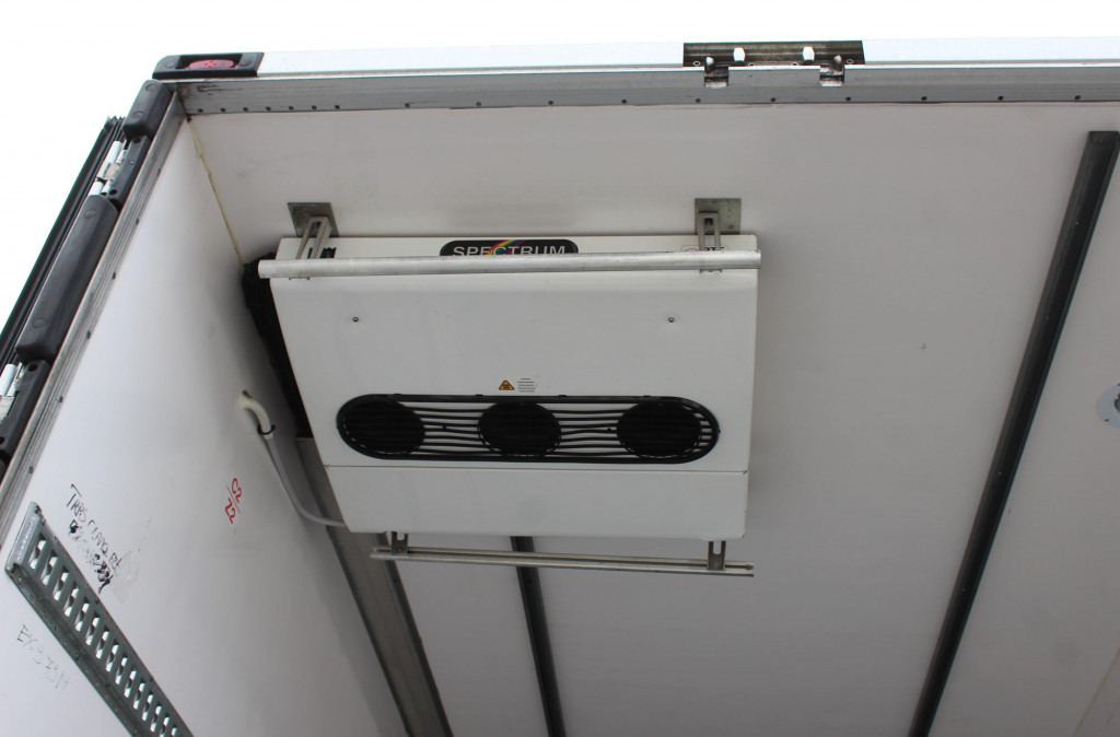 Lamberet TK SLXi Spectrum 2,65h Bi-Multi-Temp. TW LBW - Refrižeratorius puspriekabė: foto 2 Lamberet TK SLXi Spectrum 2,65h Bi-Multi-Temp. TW LBW - Refrižeratorius puspriekabė: foto 2