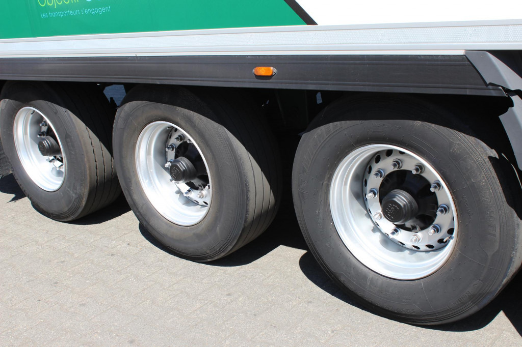 Lamberet Thermo King SLXe 200 Doppelstock 2,7h Alu - Refrižeratorius puspriekabė: foto 5 Lamberet Thermo King SLXe 200 Doppelstock 2,7h Alu - Refrižeratorius puspriekabė: foto 5