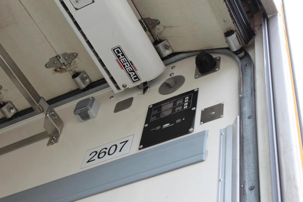 Mercedes-Benz Actros 2532 E5 CS 1150 Multi Bi-Temp LBW Rolltor - Refrižeratorius sunkvežimis: foto 4 Mercedes-Benz Actros 2532 E5 CS 1150 Multi Bi-Temp LBW Rolltor - Refrižeratorius sunkvežimis: foto 4