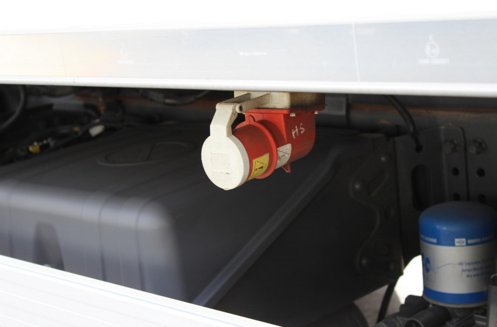 Refrižeratorius sunkvežimis Mercedes-Benz Antos 2536 E6 CS 1250Mt Tri-temp LBW TW ATP: foto 6