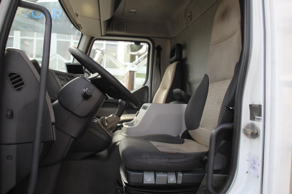 Renault Midlum 220 E5 CS 850 Strom LBW Seiten Tür FRC - Sunkvežimis: foto 2 Renault Midlum 220 E5 CS 850 Strom LBW Seiten Tür FRC - Sunkvežimis: foto 2