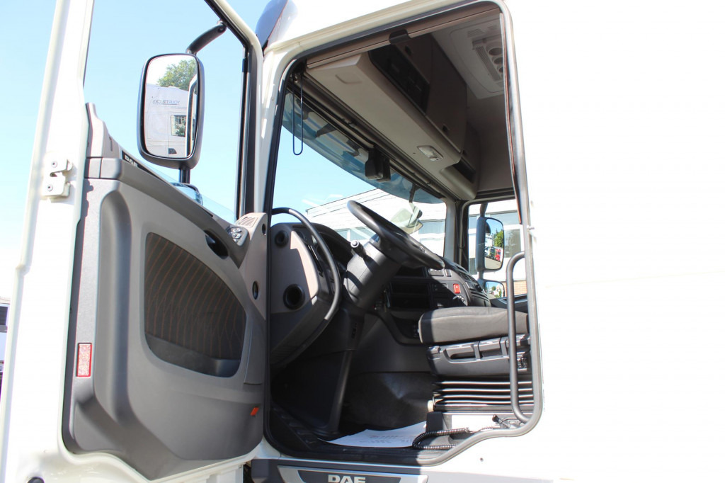 Daf XF 530 SC Retarder ACC LDWS Standklima Kühlbox - Vilkikas: foto 4 Daf XF 530 SC Retarder ACC LDWS Standklima Kühlbox - Vilkikas: foto 4