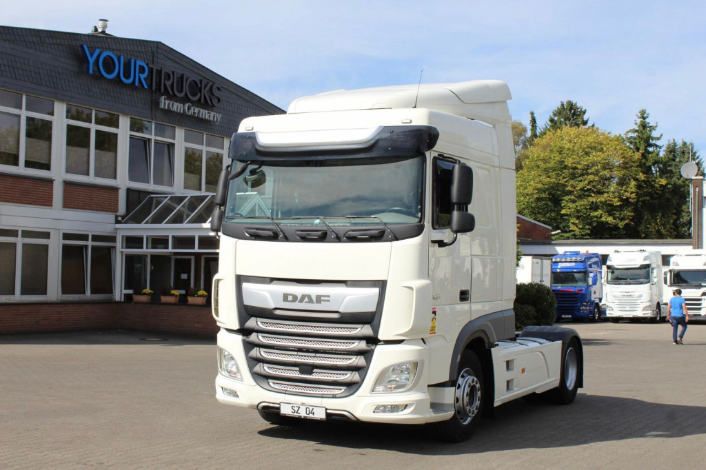 Daf XF 530 SC Retarder Standklima Kühlbox 2 liegen - Vilkikas: foto 1 Daf XF 530 SC Retarder Standklima Kühlbox 2 liegen - Vilkikas: foto 1