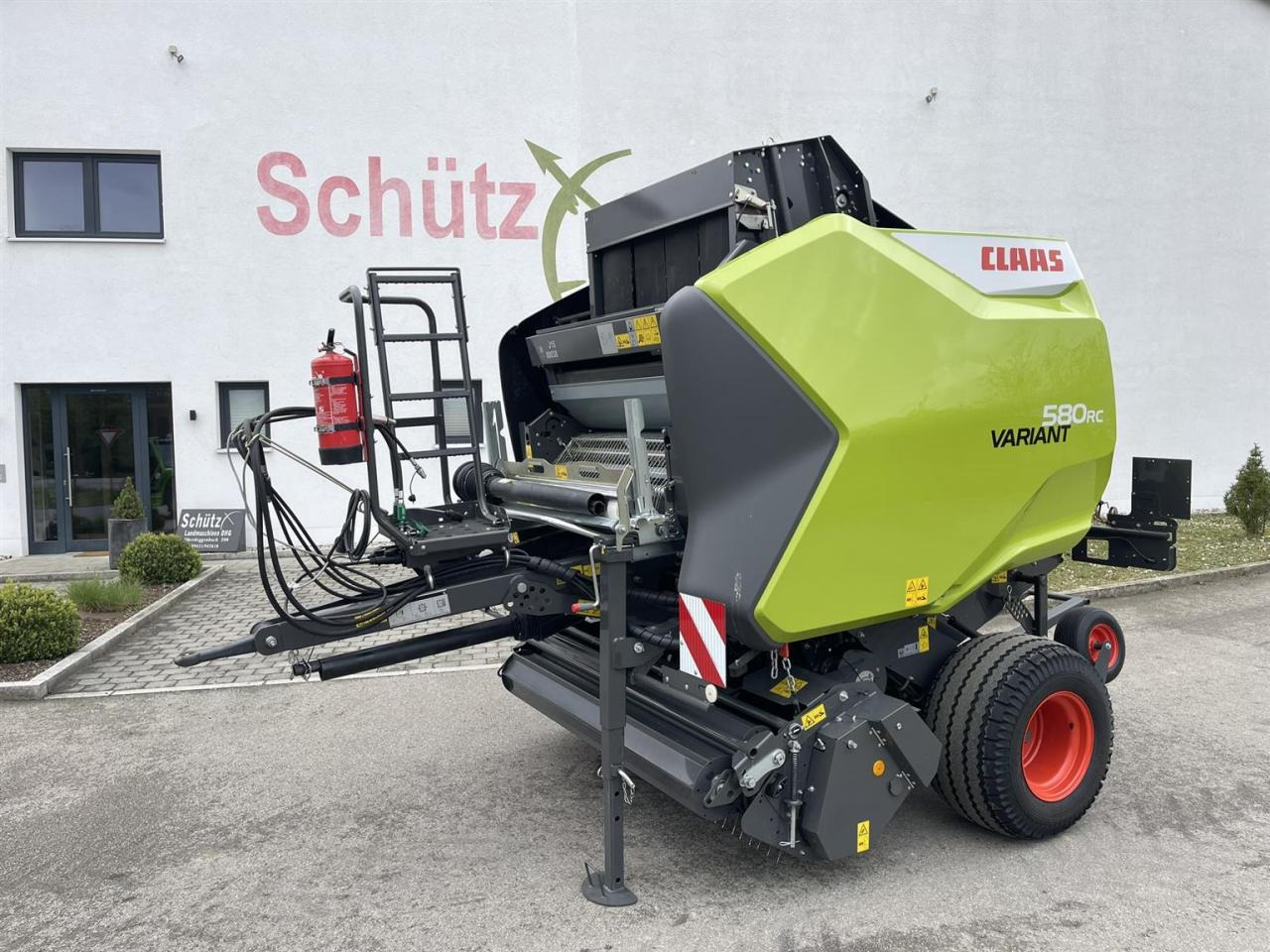 CLAAS neuwertige Rundballenpresse Variant 580 RC Pro, ca. 1003 Ballen, Bj. 2023 - Ruloninis presas: foto 1 CLAAS neuwertige Rundballenpresse Variant 580 RC Pro, ca. 1003 Ballen, Bj. 2023 - Ruloninis presas: foto 1