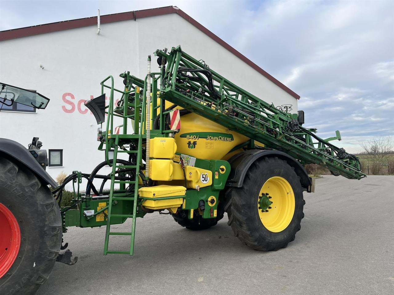 John Deere 840 TF - Prikabinamas purkštuvas: foto 1 John Deere 840 TF - Prikabinamas purkštuvas: foto 1