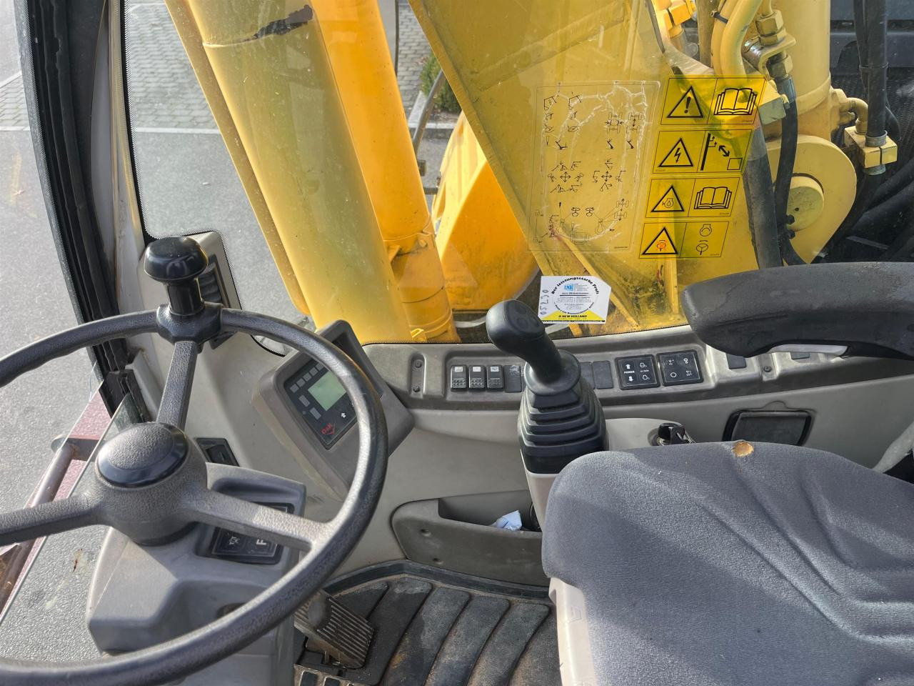 Ratinis ekskavatorius New Holland MH 5.6 inkl. Grabenlöffel, Tieflöffel: foto 10