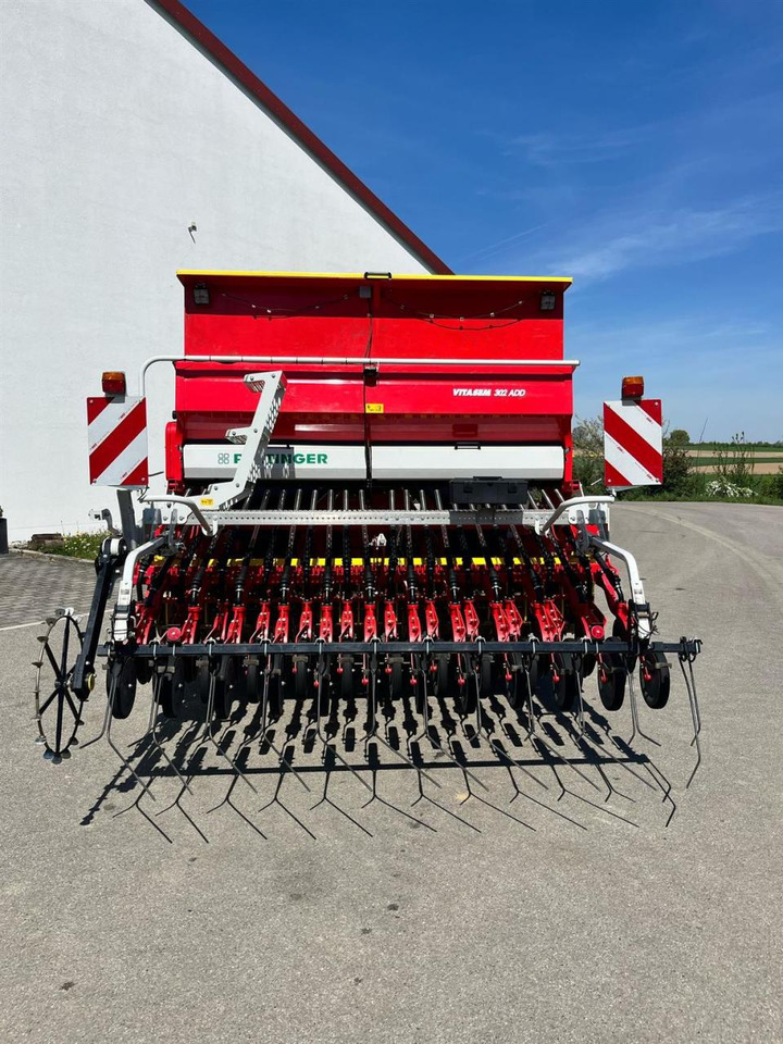 Pöttinger 3m Vitasem 302 ADD + Pöttinger Lion 303.12 WG - Kombinuota sėjamoji: foto 4 Pöttinger 3m Vitasem 302 ADD + Pöttinger Lion 303.12 WG - Kombinuota sėjamoji: foto 4