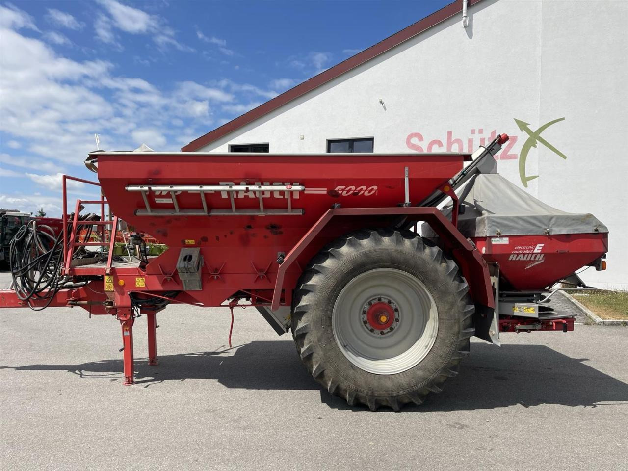 Rauch TWS 5000 Düngerwagen mit Lenkung und Streuer Axera H-EMC - Trąšų barstytuvas: foto 3 Rauch TWS 5000 Düngerwagen mit Lenkung und Streuer Axera H-EMC - Trąšų barstytuvas: foto 3
