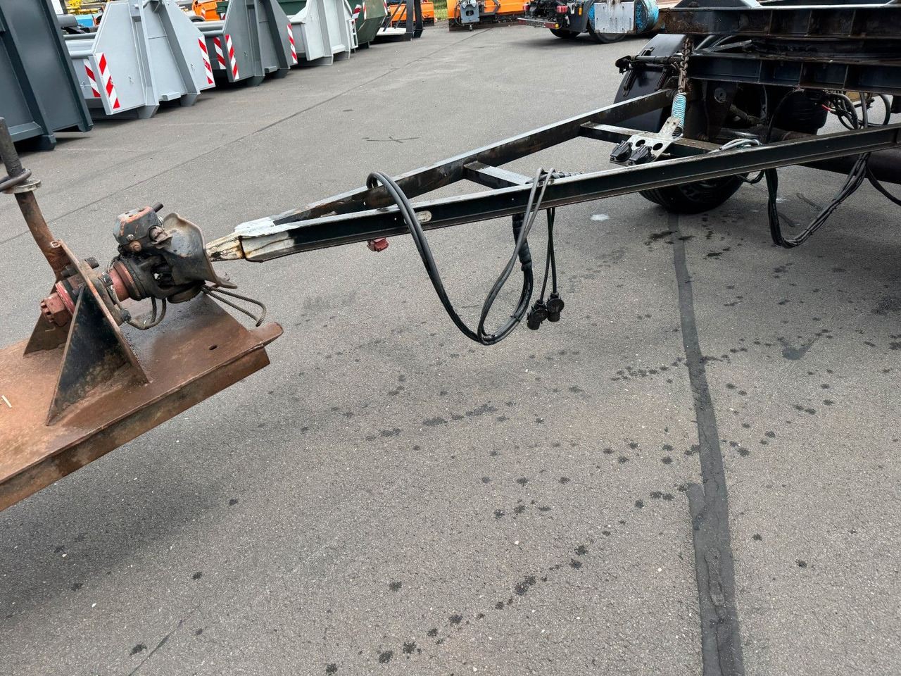 Jung CA 18 J Apollino K 4 2- Achs Abroll - Kablio/ Skip loader priekaba: foto 4 Jung CA 18 J Apollino K 4 2- Achs Abroll - Kablio/ Skip loader priekaba: foto 4