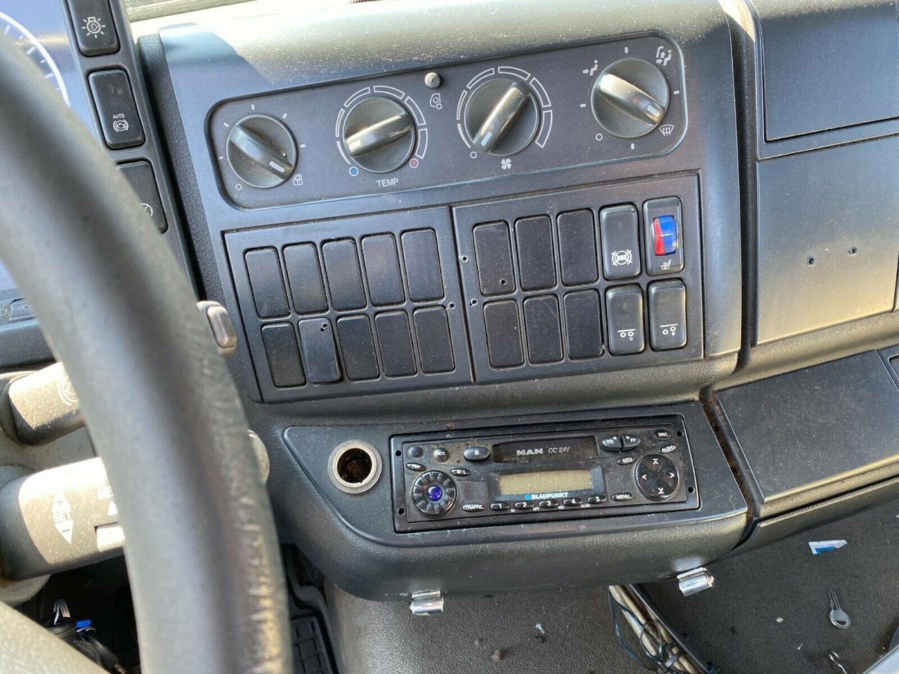 MAN 26.310 6x2 Hydraulik MAN 26.310 6x2 Hydraulik lizingą MAN 26.310 6x2 Hydraulik MAN 26.310 6x2 Hydraulik: foto 13 MAN 26.310 6x2 Hydraulik MAN 26.310 6x2 Hydraulik lizingą MAN 26.310 6x2 Hydraulik MAN 26.310 6x2 Hydraulik: foto 13