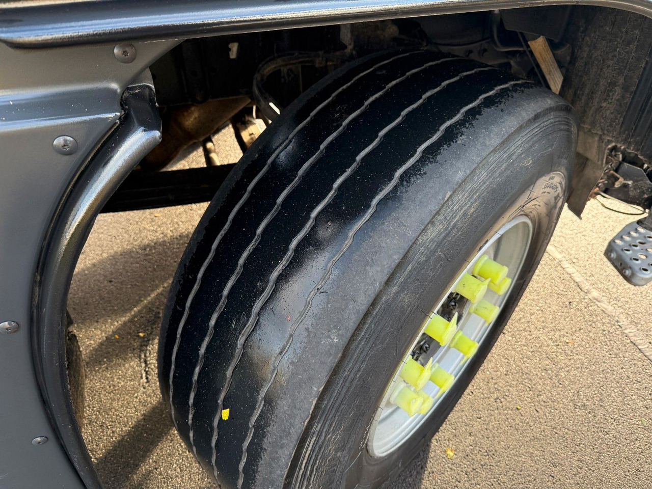 MAN TGS 35.360 8x2 Fahrgestell - Važiuoklės sunkvežimis: foto 4 MAN TGS 35.360 8x2 Fahrgestell - Važiuoklės sunkvežimis: foto 4