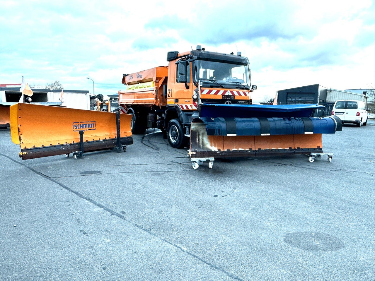 Mercedes-Benz Actros 2036 4x4 DautelWechselsystem Winterdienst Mercedes-Benz Actros 2036 4x4 DautelWechselsystem Winterdienst - Savivartis sunkvežimis: foto 1 Mercedes-Benz Actros 2036 4x4 DautelWechselsystem Winterdienst Mercedes-Benz Actros 2036 4x4 DautelWechselsystem Winterdienst - Savivartis sunkvežimis: foto 1