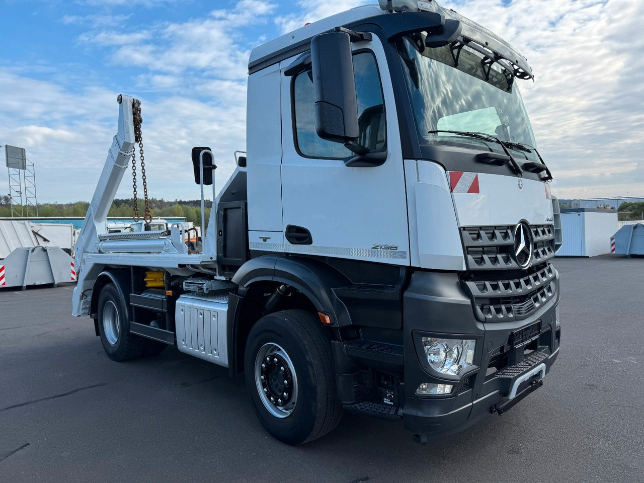 Mercedes-Benz Arocs 2136 Meiler Absetzkipper AK 12. T - Savivartis sunkvežimis: foto 3 Mercedes-Benz Arocs 2136 Meiler Absetzkipper AK 12. T - Savivartis sunkvežimis: foto 3