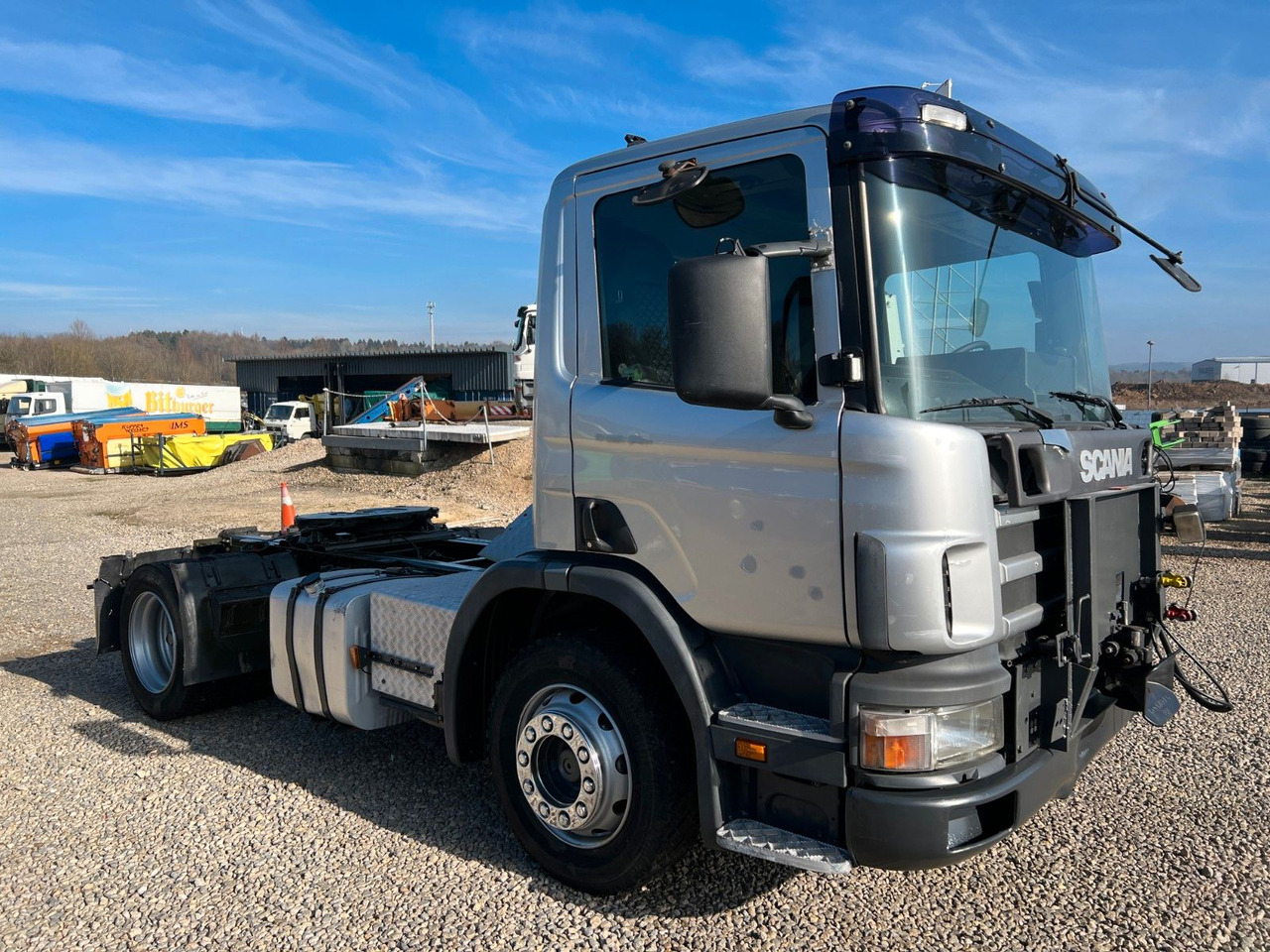 Scania P 94 GA 4x2 NA 310 Scania P 94 GA 4x2 NA 310 - Vilkikas: foto 2 Scania P 94 GA 4x2 NA 310 Scania P 94 GA 4x2 NA 310 - Vilkikas: foto 2