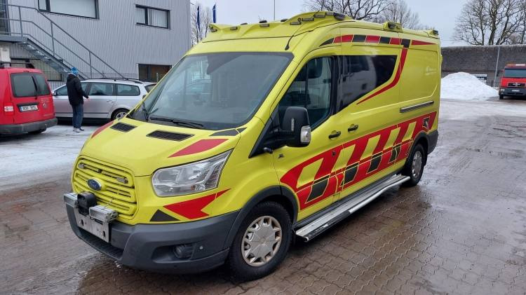 FORD TRANSIT 2,0TDI AMBULANCE KLIMA 1.2018 EURO 6, 3 UNITS - Greitosios pagalbos automobilis: foto 5 FORD TRANSIT 2,0TDI AMBULANCE KLIMA 1.2018 EURO 6, 3 UNITS - Greitosios pagalbos automobilis: foto 5