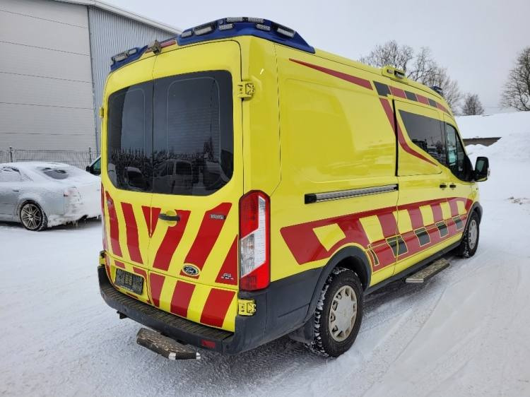 FORD TRANSIT 2,0TDI AMBULANCE KLIMA 4.2018 EURO 6, 3 UNITS - Greitosios pagalbos automobilis: foto 3 FORD TRANSIT 2,0TDI AMBULANCE KLIMA 4.2018 EURO 6, 3 UNITS - Greitosios pagalbos automobilis: foto 3