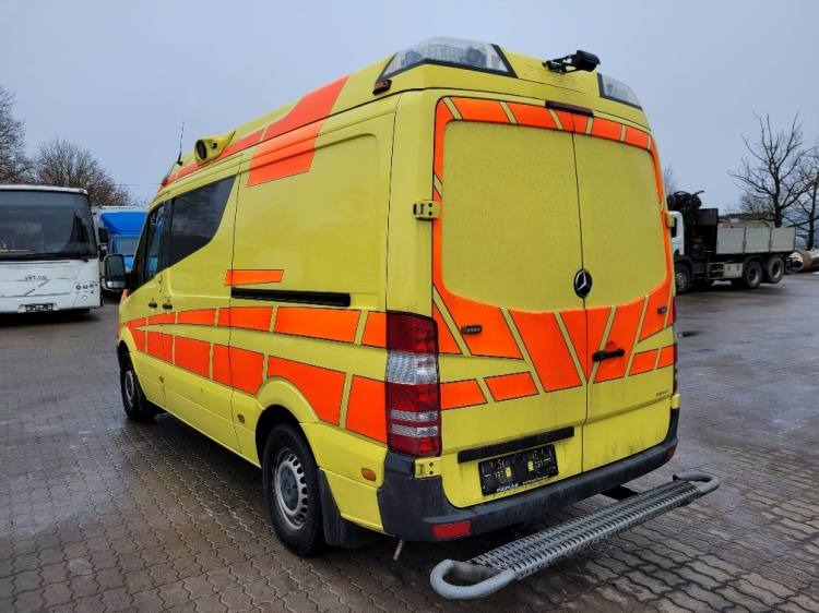 MERCEDES – BENZ SPRINTER 2.2D AMBULANCE (PROFILE) KLIMA 11.2014 EURO 5 - Greitosios pagalbos automobilis: foto 3 MERCEDES – BENZ SPRINTER 2.2D AMBULANCE (PROFILE) KLIMA 11.2014 EURO 5 - Greitosios pagalbos automobilis: foto 3