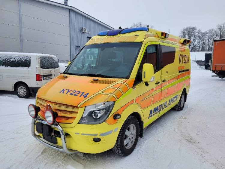 MERCEDES – BENZ SPRINTER 3.0D AMBULANCE (TAMLANS) KLIMA, 11.2016, EURO 6  - Greitosios pagalbos automobilis: foto 2 MERCEDES – BENZ SPRINTER 3.0D AMBULANCE (TAMLANS) KLIMA, 11.2016, EURO 6  - Greitosios pagalbos automobilis: foto 2