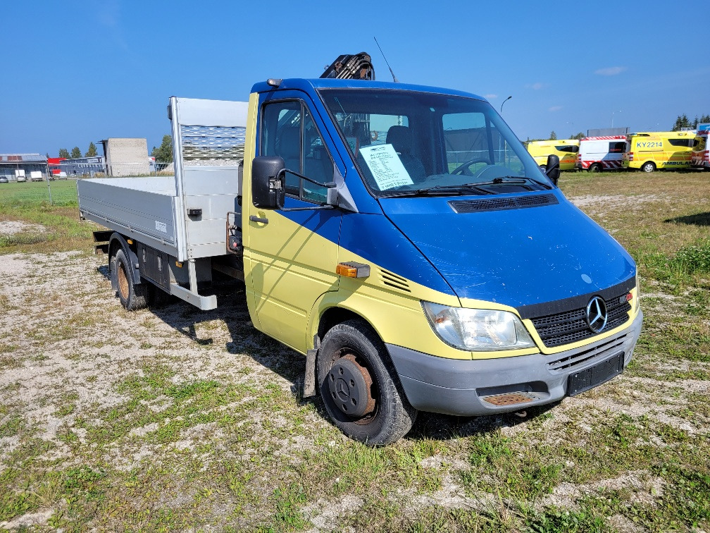 MERCEDES – BENZ SPRINTER 616CDI HIAB 027-2 Crane 10.2004  - Bortinis automobilis: foto 1 MERCEDES – BENZ SPRINTER 616CDI HIAB 027-2 Crane 10.2004  - Bortinis automobilis: foto 1