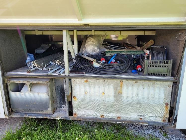 VOLVO B12M BERKHOF AXIAL70 MOTORHOME KLIMA 3.2003 - Turistinis autobusas: foto 5 VOLVO B12M BERKHOF AXIAL70 MOTORHOME KLIMA 3.2003 - Turistinis autobusas: foto 5