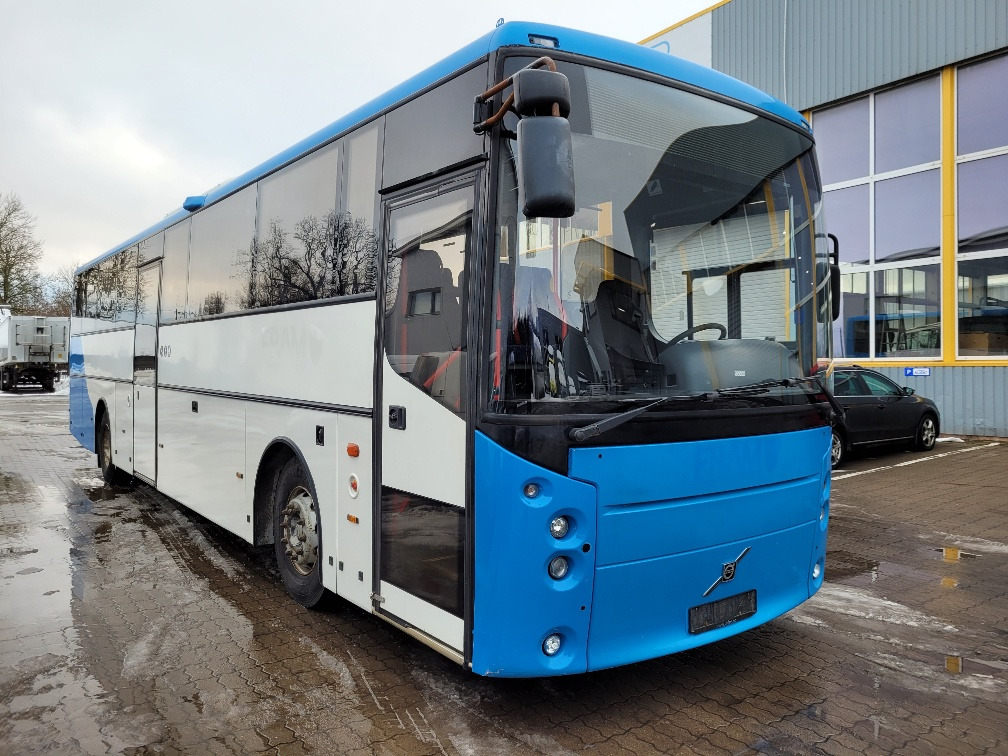 VOLVO B9R VEST HORISONT, KLIIMA, 7.2012, EURO 5, HANDICAP LIFT, 45 seats, 12,7m - Priemiestinis autobusas: foto 1 VOLVO B9R VEST HORISONT, KLIIMA, 7.2012, EURO 5, HANDICAP LIFT, 45 seats, 12,7m - Priemiestinis autobusas: foto 1