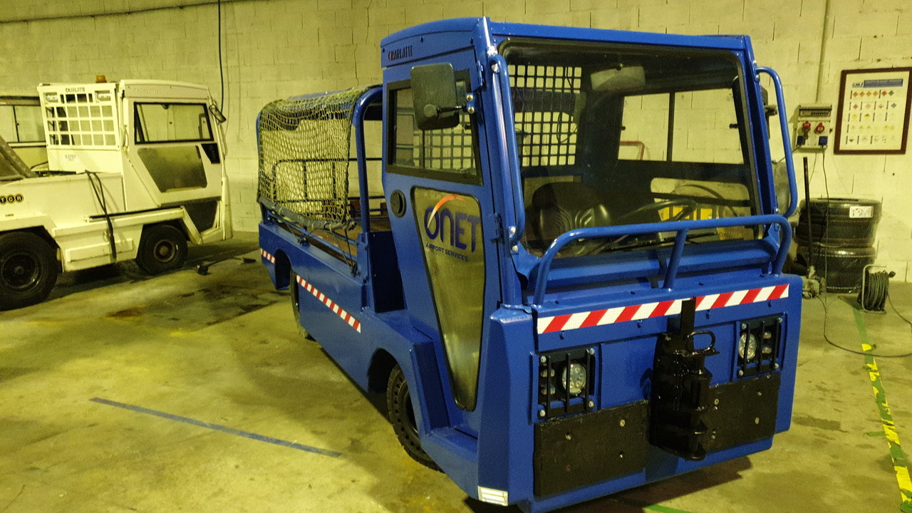 Charlatte P2000/T225L - Bagažo vilkikas: foto 1 Charlatte P2000/T225L - Bagažo vilkikas: foto 1