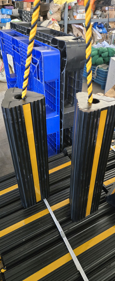 AirBusiness GSE aircraft shocks - Orlaivių pagalbinė antžeminė įranga: foto 2 AirBusiness GSE aircraft shocks - Orlaivių pagalbinė antžeminė įranga: foto 2