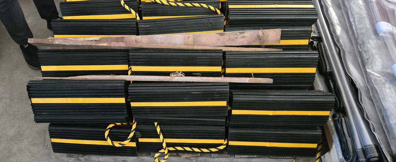 AirBusiness GSE aircraft shocks - Orlaivių pagalbinė antžeminė įranga: foto 5 AirBusiness GSE aircraft shocks - Orlaivių pagalbinė antžeminė įranga: foto 5