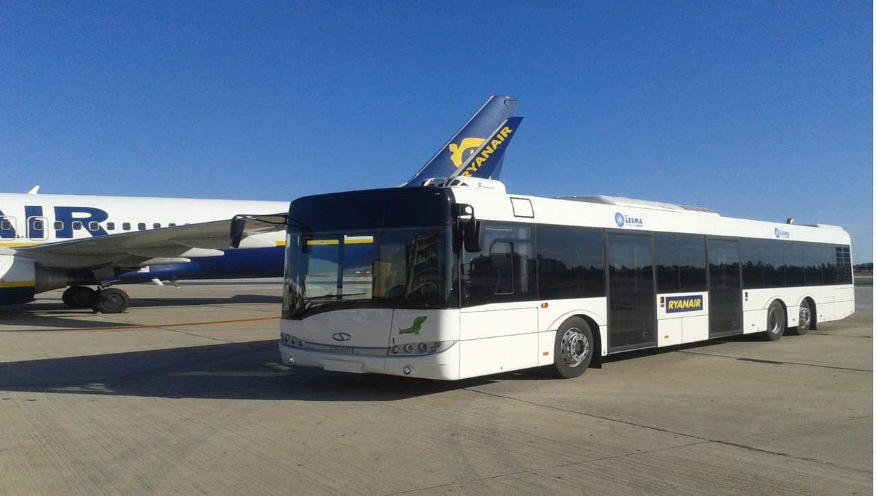 Solaris Urbino 15 - Oro uosto autobusas: foto 1 Solaris Urbino 15 - Oro uosto autobusas: foto 1