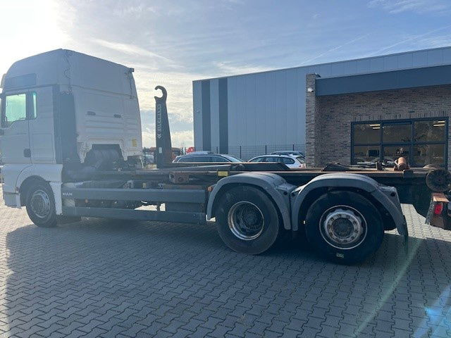 MAN TGA 26.440 .440 6x2 - Konteineris-vežimus/ Sukeisti kūną sunkvežimis: foto 3 MAN TGA 26.440 .440 6x2 - Konteineris-vežimus/ Sukeisti kūną sunkvežimis: foto 3