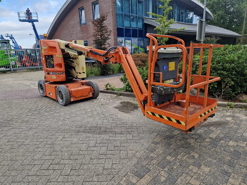 JLG E300AJP - Alkūninis keltuvas: foto 5 JLG E300AJP - Alkūninis keltuvas: foto 5