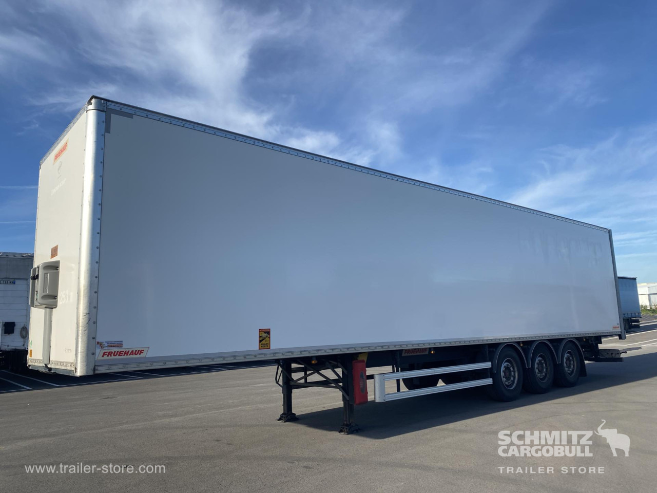 FRUEHAUF Dryfreight Standard - Furgonas puspriekabė: foto 1 FRUEHAUF Dryfreight Standard - Furgonas puspriekabė: foto 1