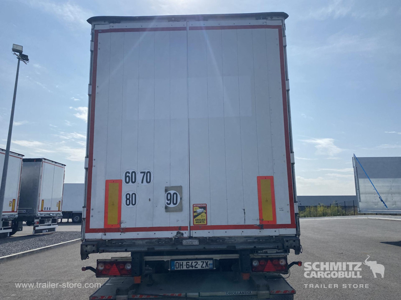 Tentinė puspriekabė SCHMITZ Curtainsider Mega Taillift: foto 12