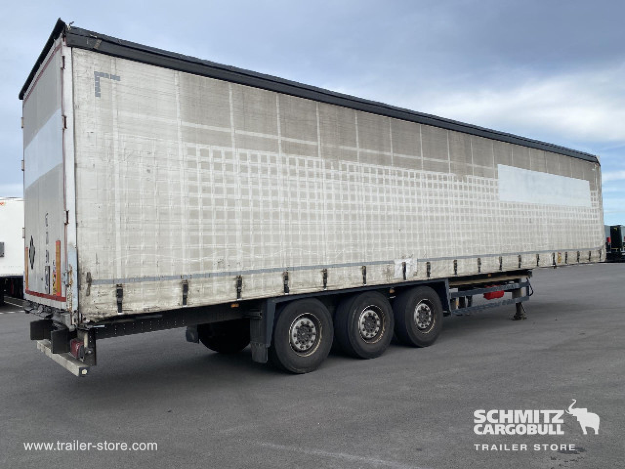 SCHMITZ Curtainsider Standard - Tentinė puspriekabė: foto 4 SCHMITZ Curtainsider Standard - Tentinė puspriekabė: foto 4