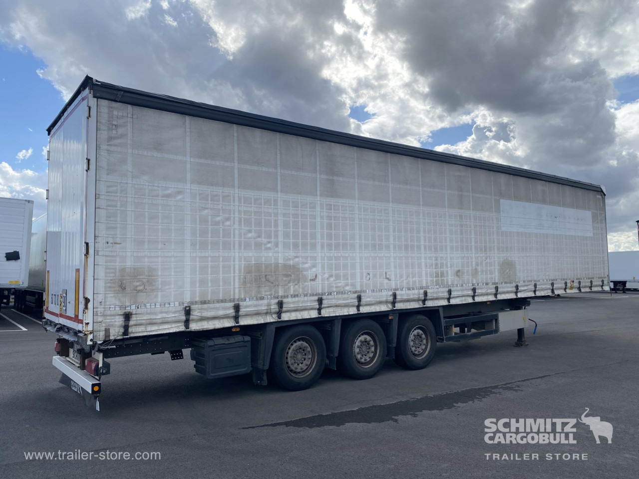 SCHMITZ Curtainsider Standard - Tentinė puspriekabė: foto 4 SCHMITZ Curtainsider Standard - Tentinė puspriekabė: foto 4