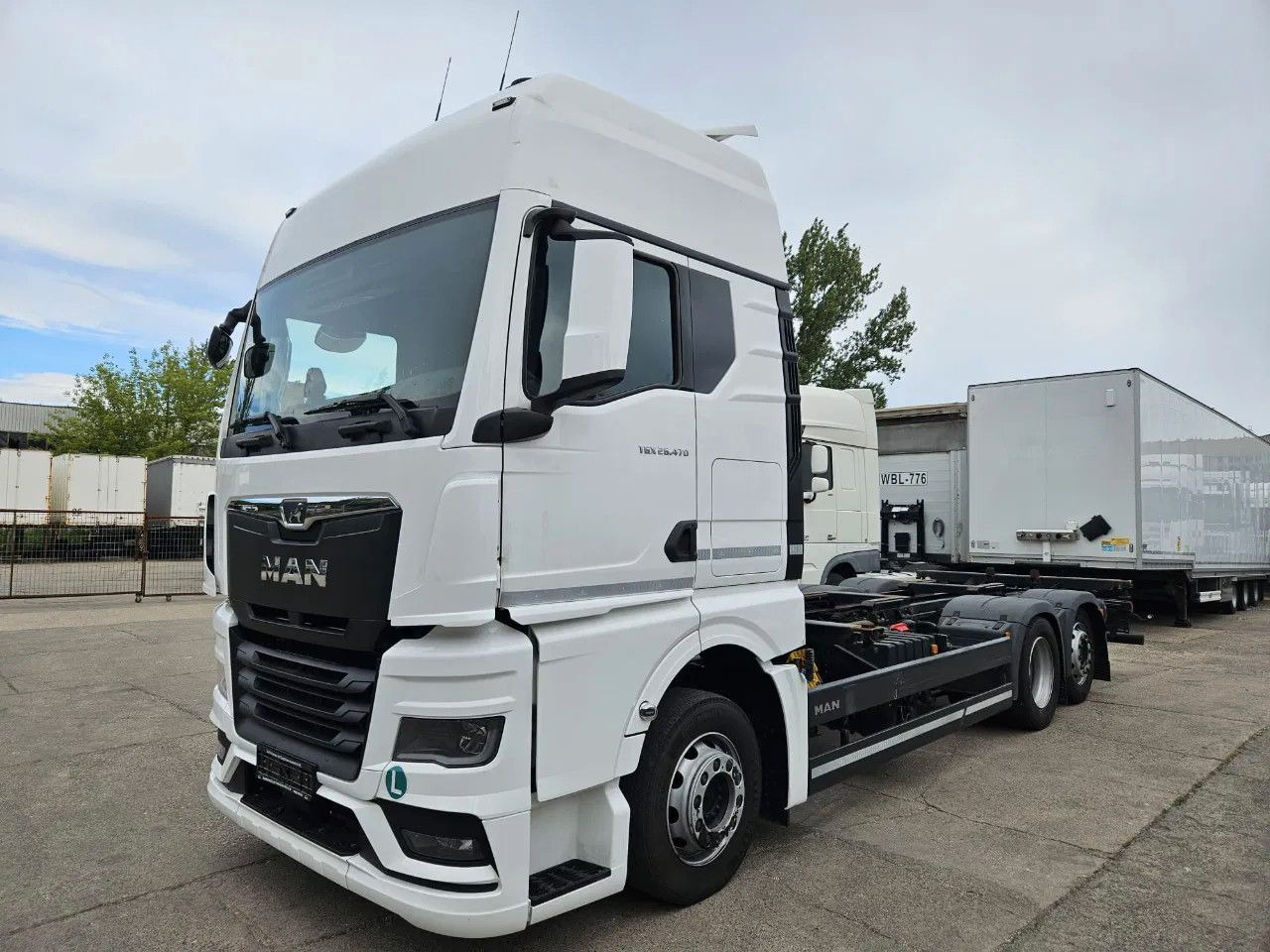 MAN TGX 26.470 XXL BDF 6x2 2 units, NAVI, Lift Axle - Konteineris-vežimus/ Sukeisti kūną sunkvežimis: foto 1 MAN TGX 26.470 XXL BDF 6x2 2 units, NAVI, Lift Axle - Konteineris-vežimus/ Sukeisti kūną sunkvežimis: foto 1