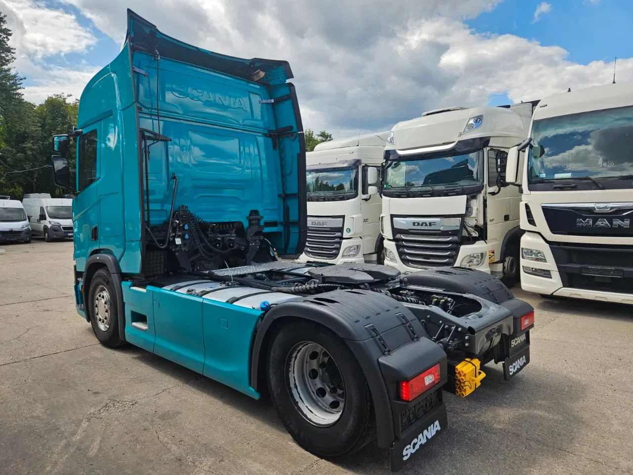 Scania R500 Standard-Turquoise-Standklima-Big NAVI-Hydr - Vilkikas: foto 4 Scania R500 Standard-Turquoise-Standklima-Big NAVI-Hydr - Vilkikas: foto 4