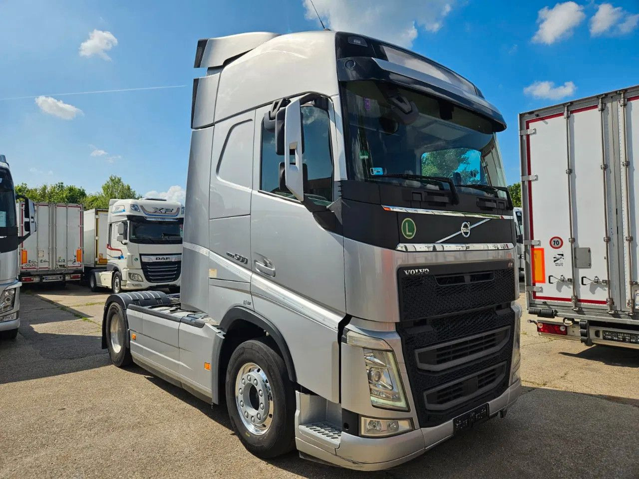 Volvo FH 500 Globe-Standard-Alloy W-ACC-DAS - Vilkikas: foto 2 Volvo FH 500 Globe-Standard-Alloy W-ACC-DAS - Vilkikas: foto 2