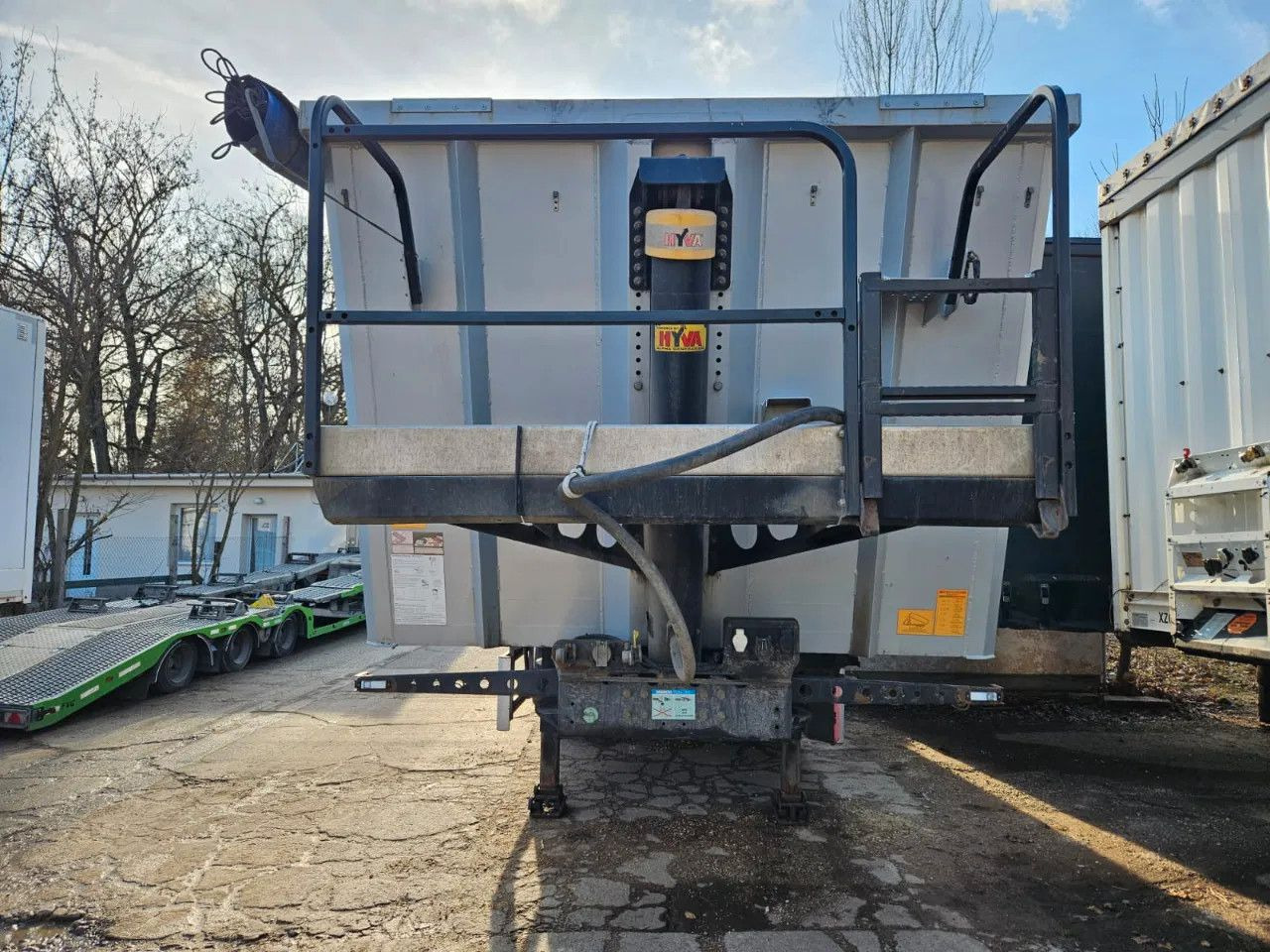 Wielton NW-3 38m3 Lifting Axle, Alloy w. - Savivartis puspriekabė: foto 2 Wielton NW-3 38m3 Lifting Axle, Alloy w. - Savivartis puspriekabė: foto 2