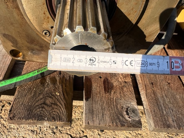 CATERPILLAR - Hidraulinis siurblys - Vikšrinis ekskavatorius: foto 3 CATERPILLAR - Hidraulinis siurblys - Vikšrinis ekskavatorius: foto 3